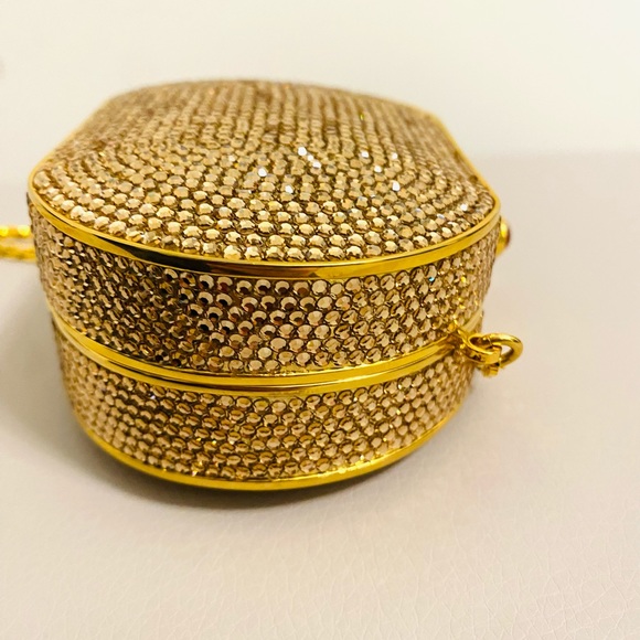 <SOLD> Authentic Judith Leiber mini clutch - Picture 7 of 12